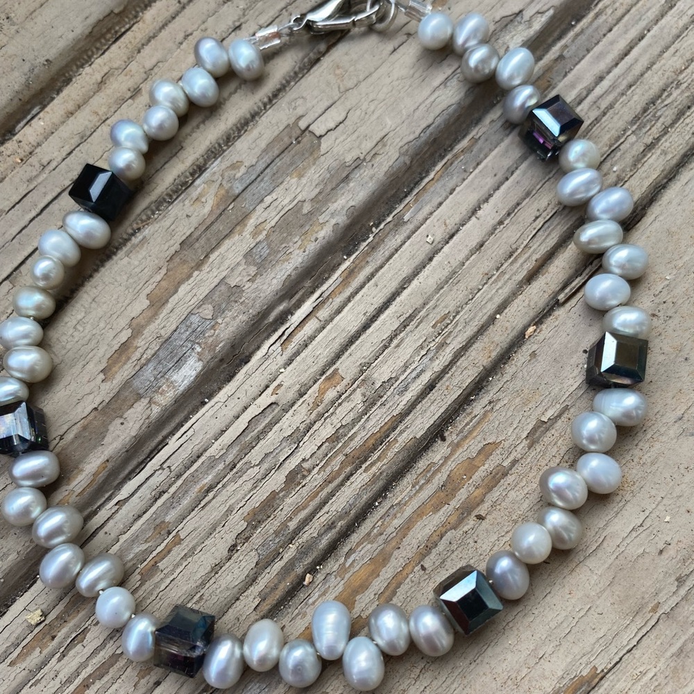 Anklet bracelet handcrafted with black Swarovski